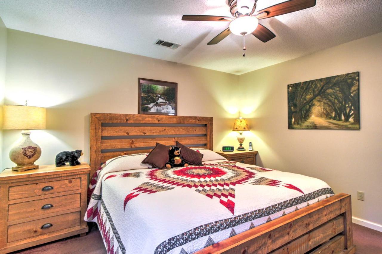 Tree Top Dream Cabin With Hot Tub In Gatlinburg! Exterior photo
